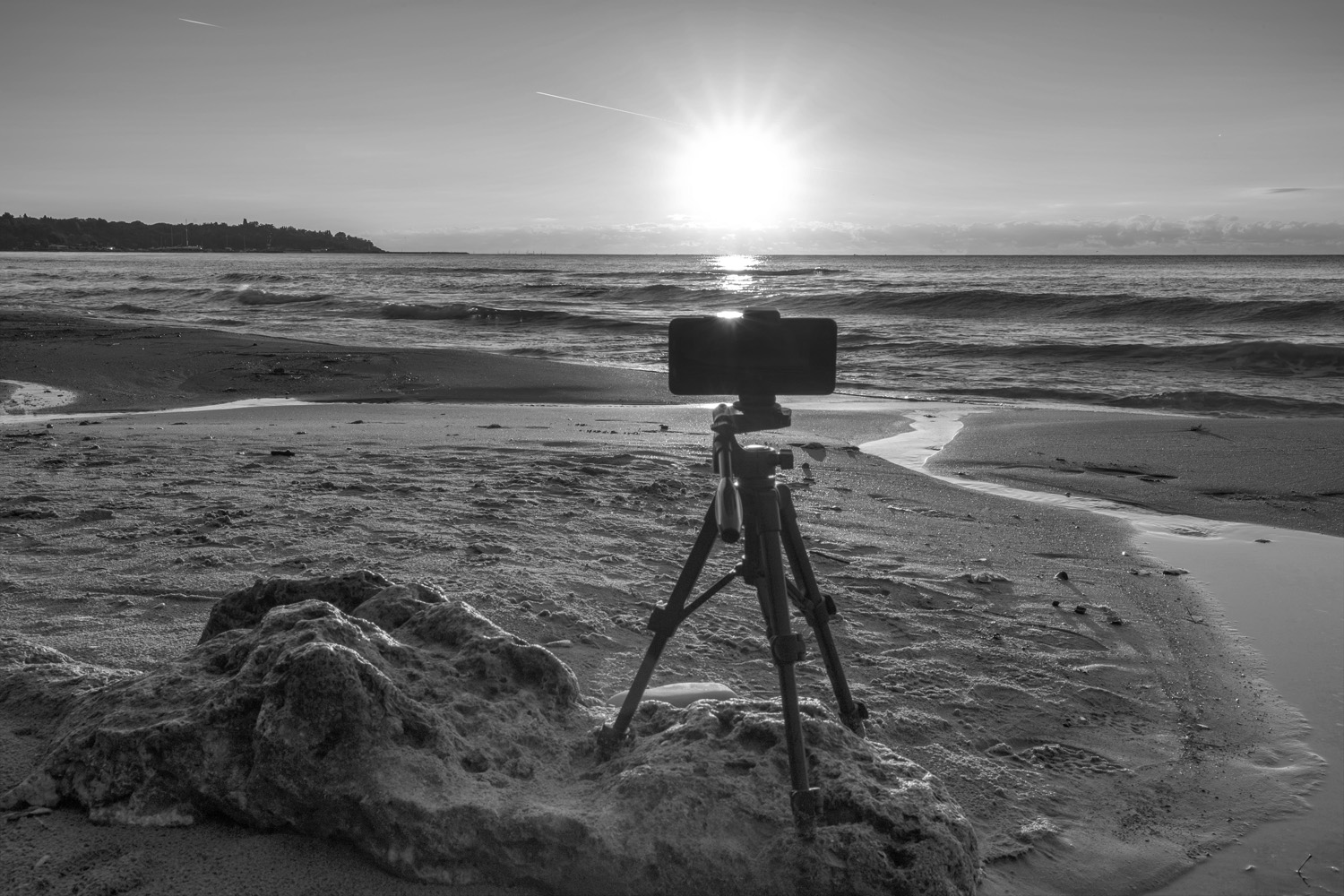 Featured image for “Hoe maak ik indrukwekkende foto’s van golven op het strand?”